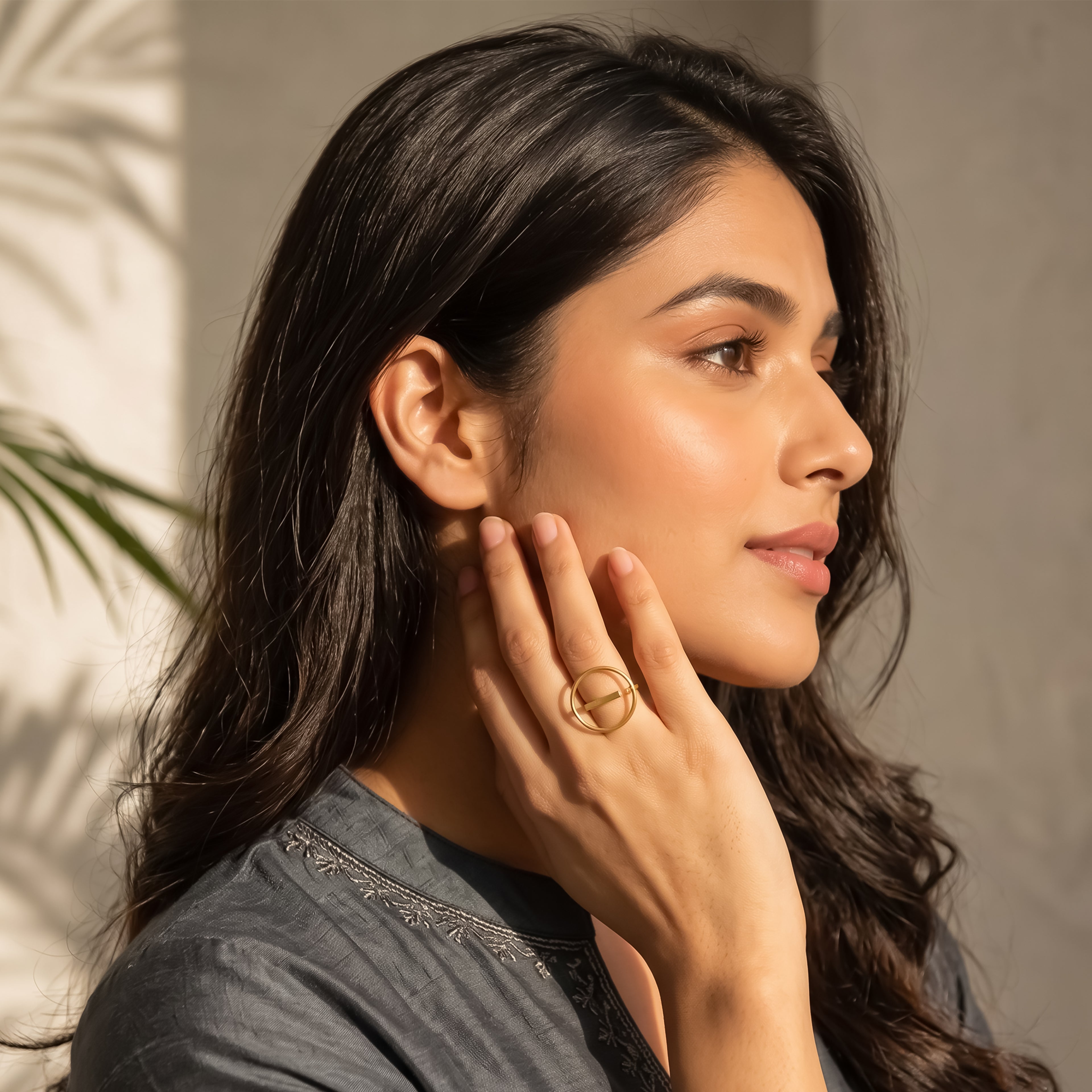 Minimalist Circle Bar Gold Statement Ring