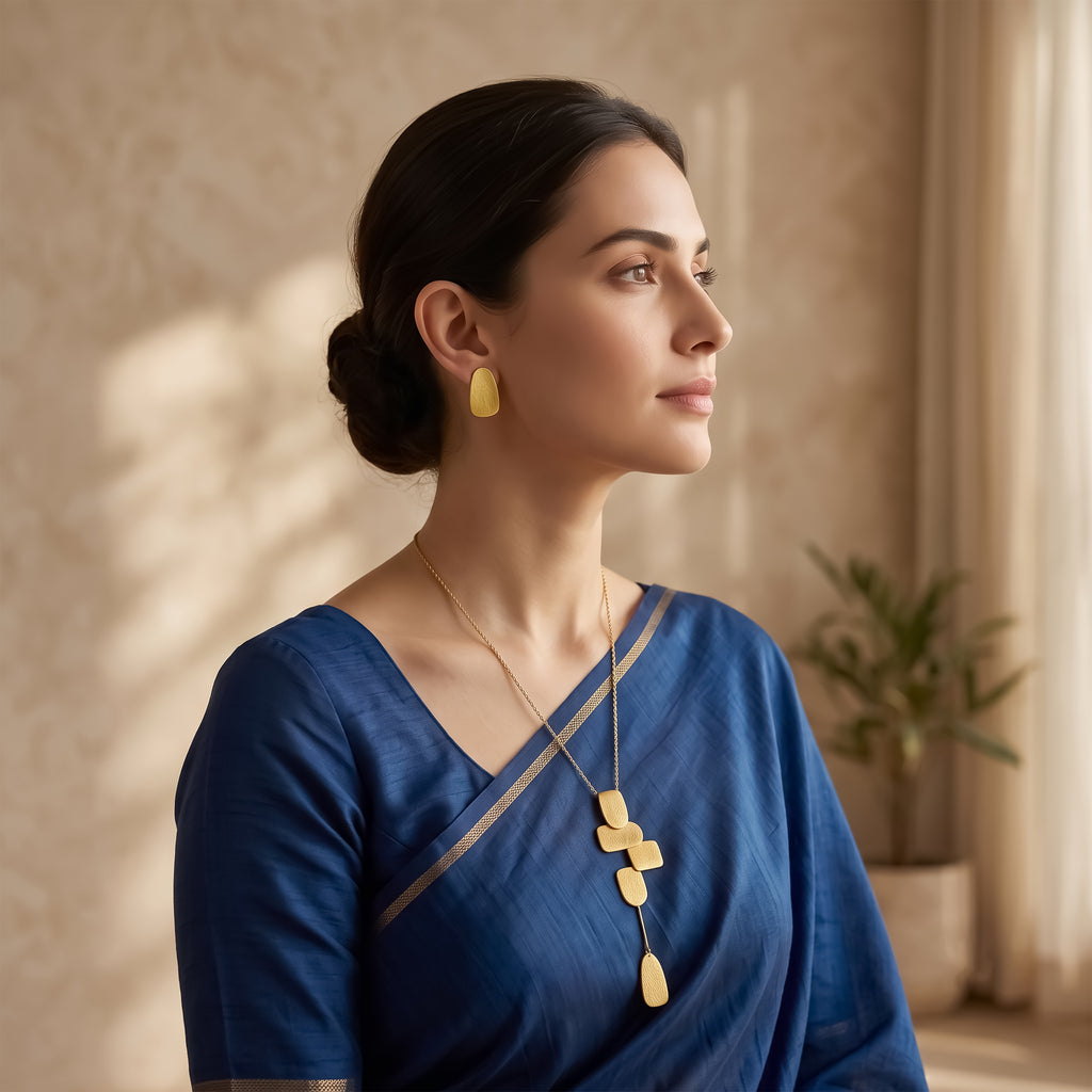 Contemporary Geometric Pendant Necklace Set