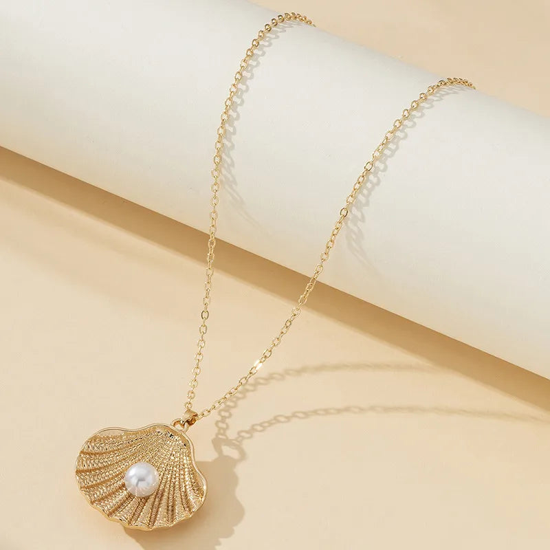 Ocean Elegance. Timeless Coastal Charm.