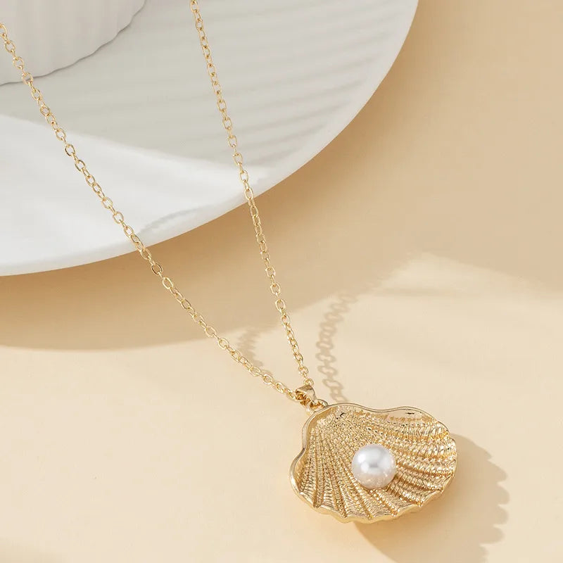 Ocean Elegance. Timeless Coastal Charm.