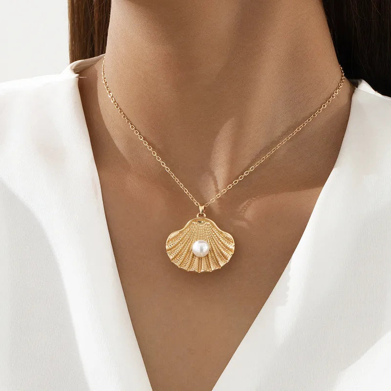 Ocean Elegance. Timeless Coastal Charm.