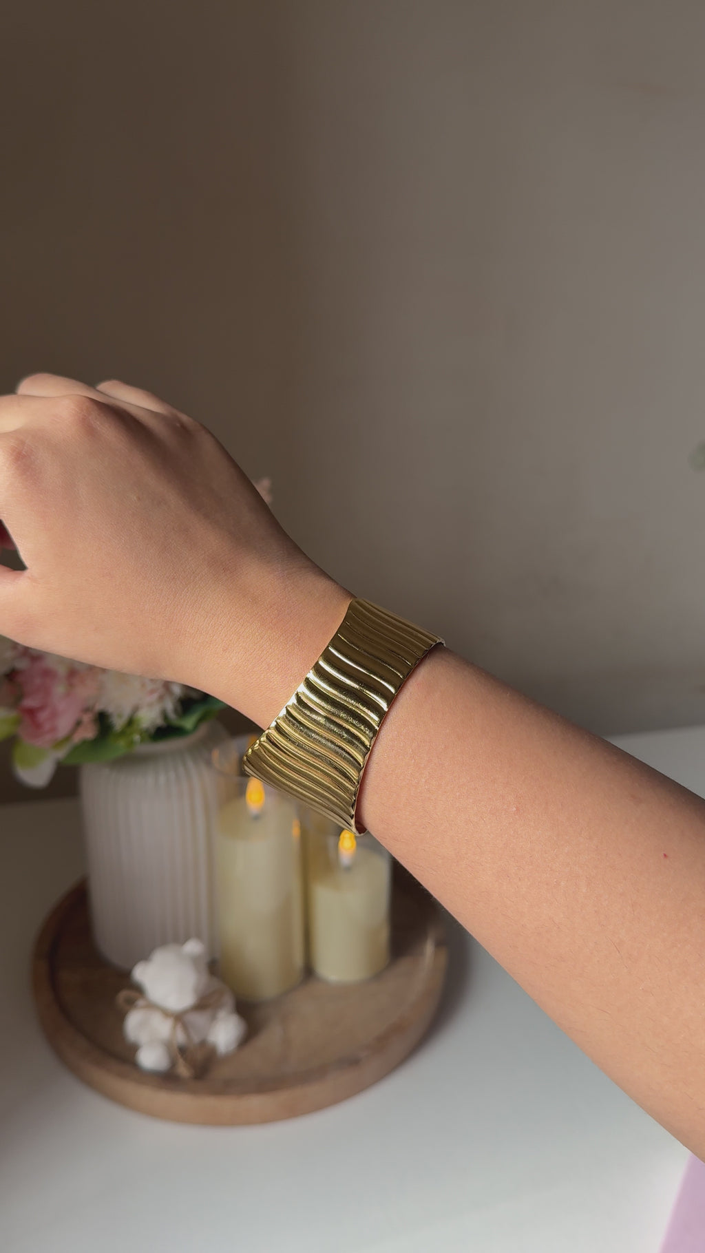 Riva Sculpted Wave Cuff Bracelet